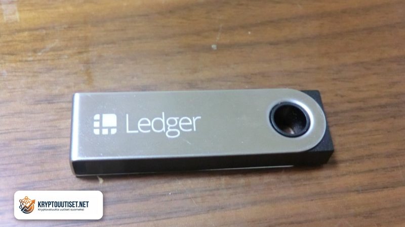 Ledgerin implantti osoittaa, ettei aitoustarkistus takaa laitteen koskemattomuutta
